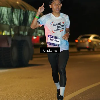 Runner Photo 7660881