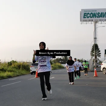 Runner Photo 7660903