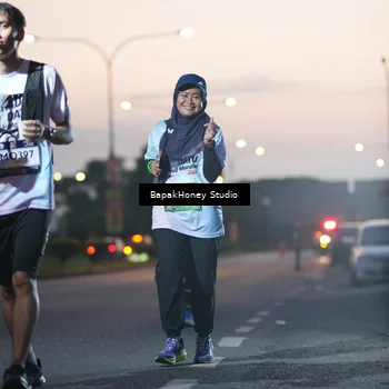 Runner Photo 7660906
