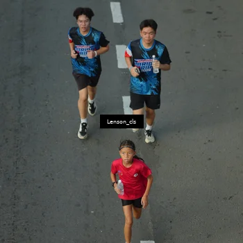 Runner Photo 7660911