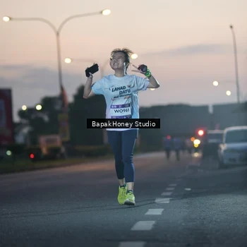 Runner Photo 7660919