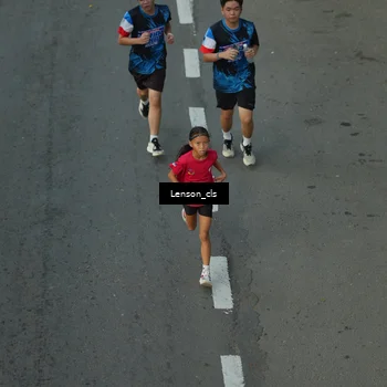 Runner Photo 7660943