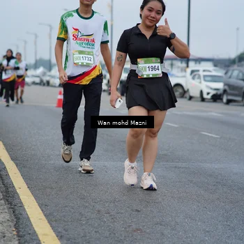 Runner Photo 7660946