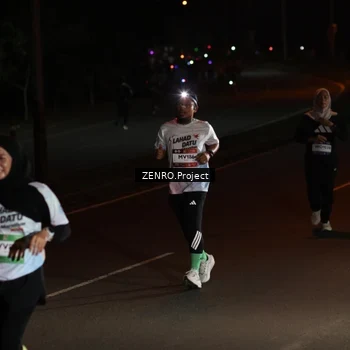 Runner Photo 7660970