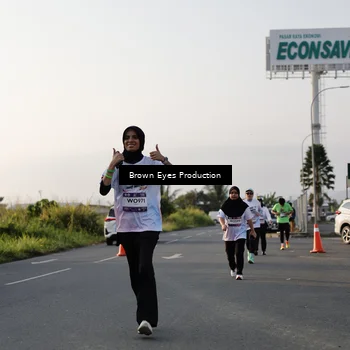 Runner Photo 7660984