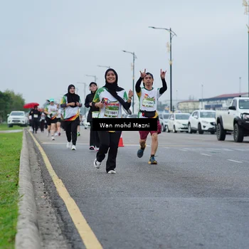 Runner Photo 7660988