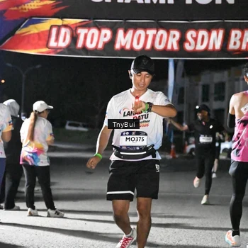 Runner Photo 7660994