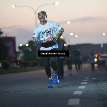 Runner Photo 7661013