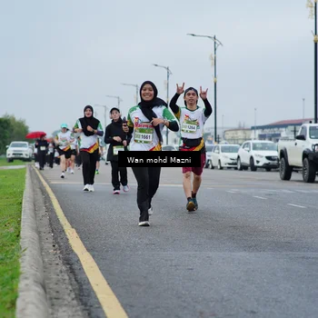 Runner Photo 7661018