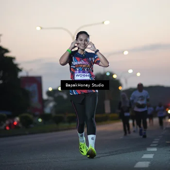Runner Photo 7661019