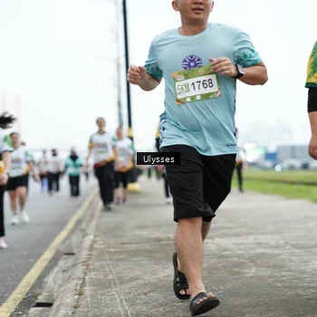 Runner Photo 7661050
