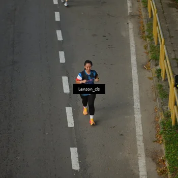 Runner Photo 7661051