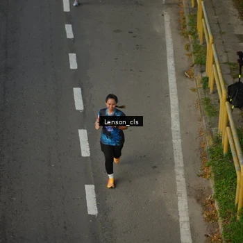 Runner Photo 7661053