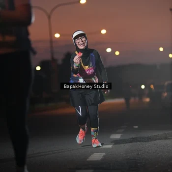 Runner Photo 7661071