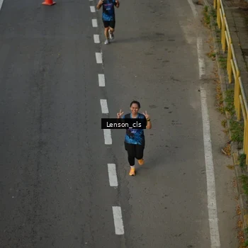 Runner Photo 7661078