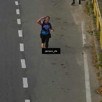 Runner Photo 7661082