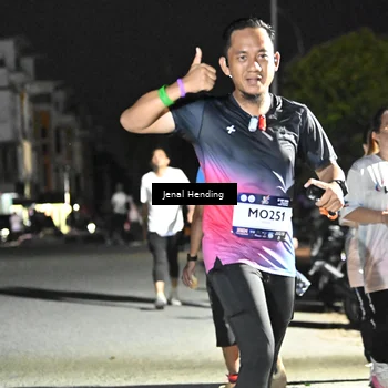 Runner Photo 7661097