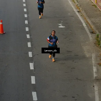 Runner Photo 7661099