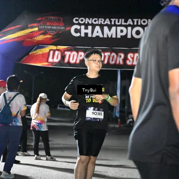 Runner Photo 7661111