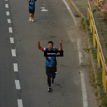 Runner Photo 7661116