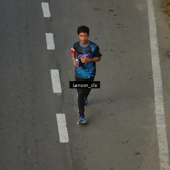 Runner Photo 7661124