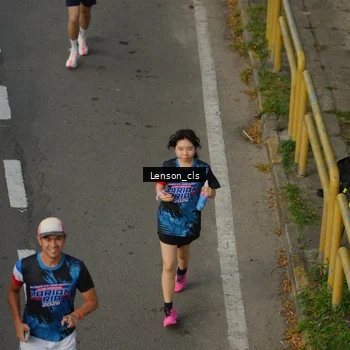 Runner Photo 7661126