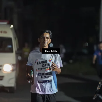 Runner Photo 7661129