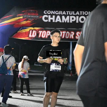 Runner Photo 7661131