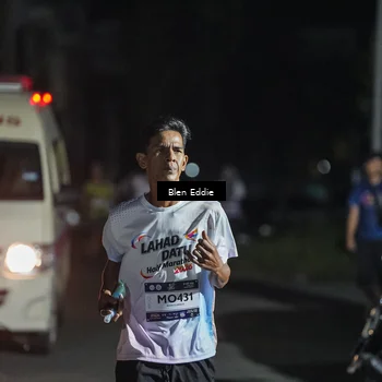 Runner Photo 7661134