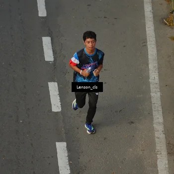 Runner Photo 7661142