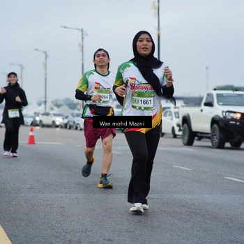 Runner Photo 7661157