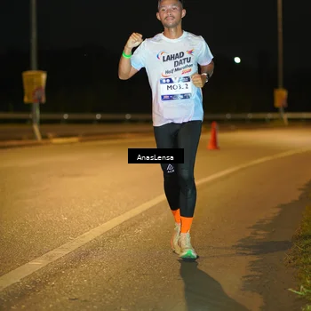 Runner Photo 7661181