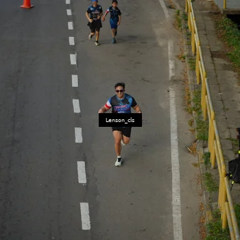 Runner Photo 7661186