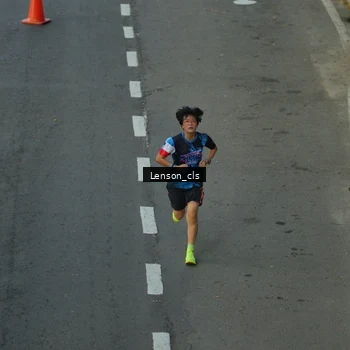 Runner Photo 7661207