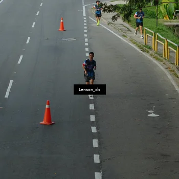 Runner Photo 7661236