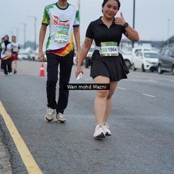 Runner Photo 7661249