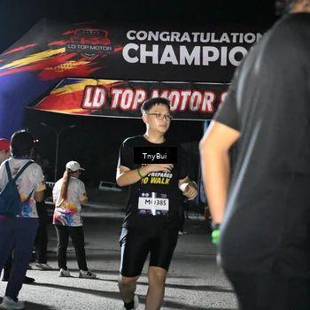 Runner Photo 7661257
