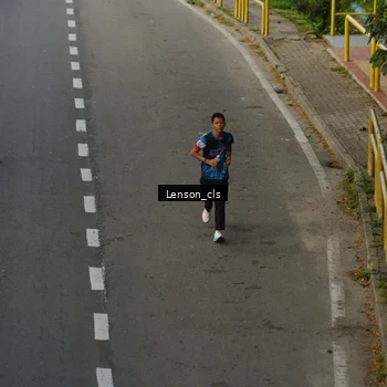 Runner Photo 7661263