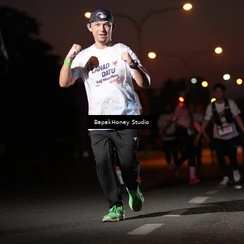 Runner Photo 7661305