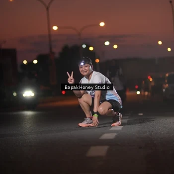 Runner Photo 7661311