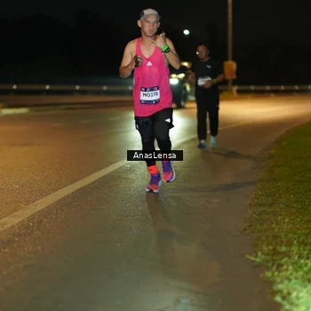 Runner Photo 7661331