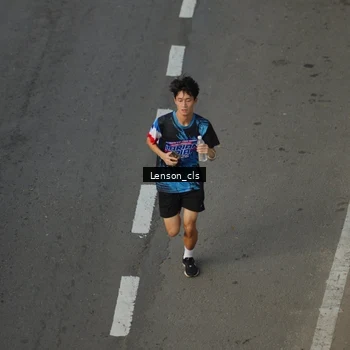 Runner Photo 7661356