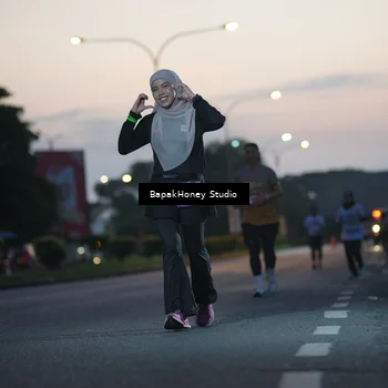 Runner Photo 7661363