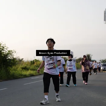 Runner Photo 7661366