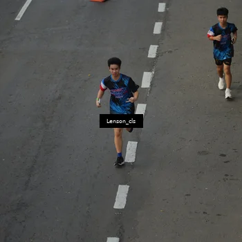 Runner Photo 7661387