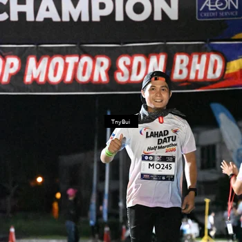 Runner Photo 7661398