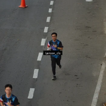 Runner Photo 7661411