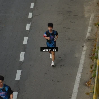 Runner Photo 7661412