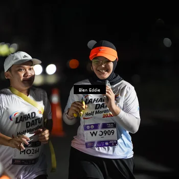 Runner Photo 7661418