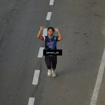 Runner Photo 7661420